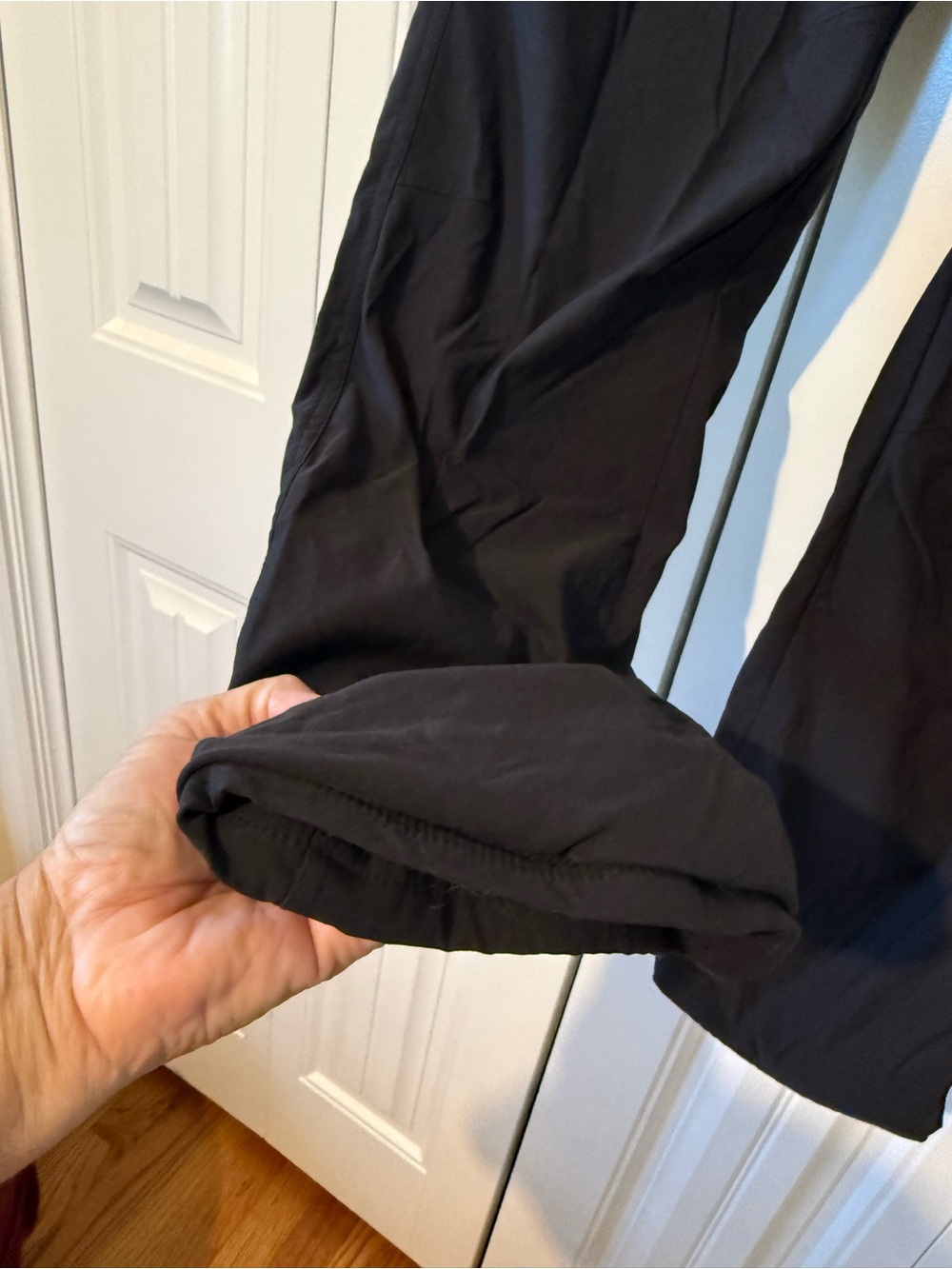 Eddie Bauer Black Women's Fleece Lined Pants - Picture 3 of 8